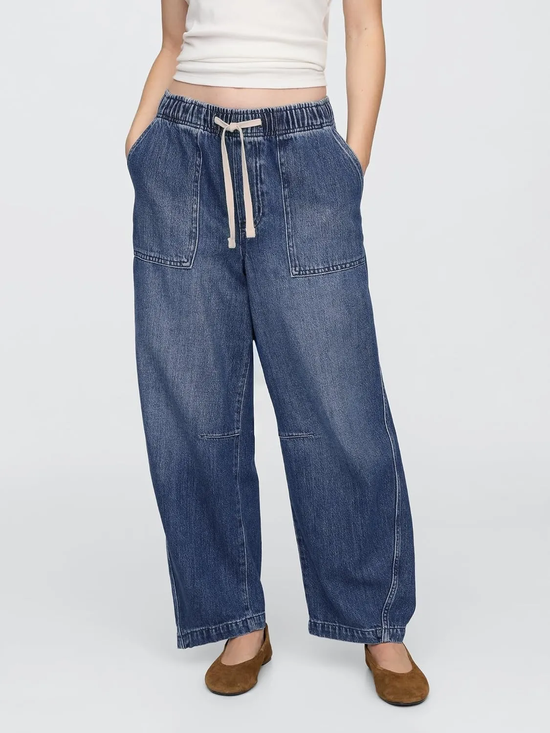 GAP Women's Pull-on Barrel Denim Jean