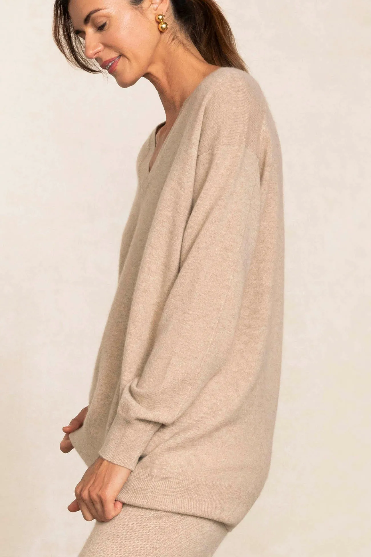 MAY V-NECK CASHMERE SWEATER