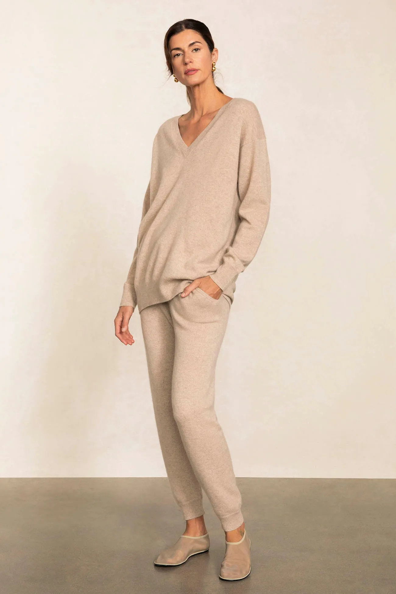 MAY V-NECK CASHMERE SWEATER