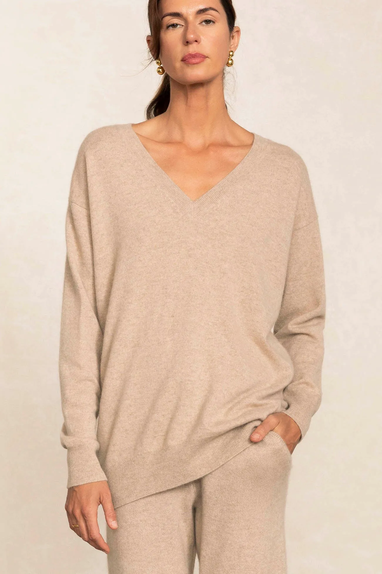 MAY V-NECK CASHMERE SWEATER