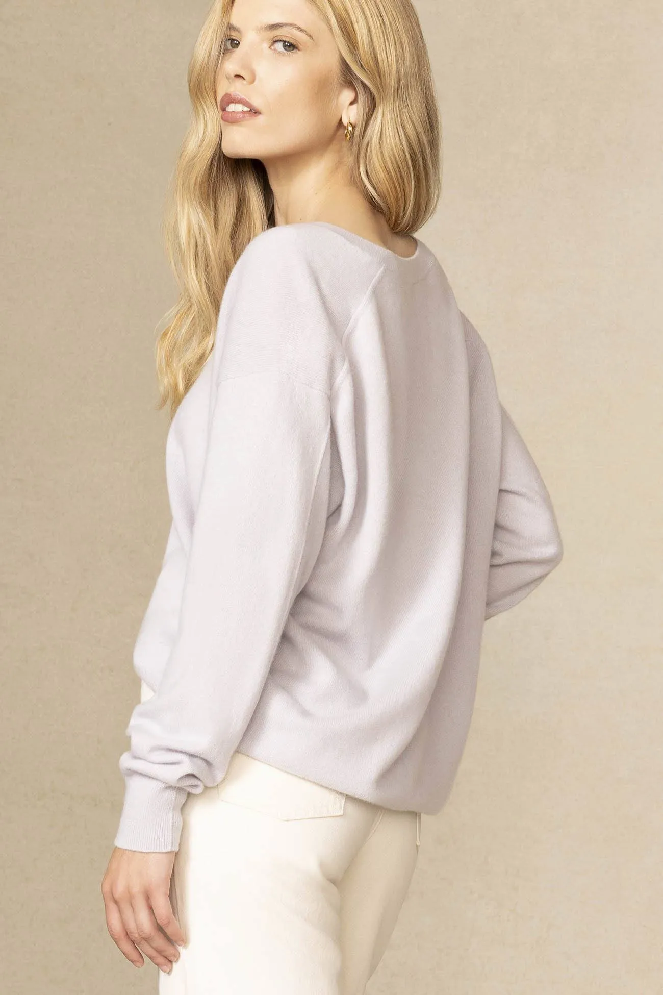 MAY V-NECK CASHMERE SWEATER