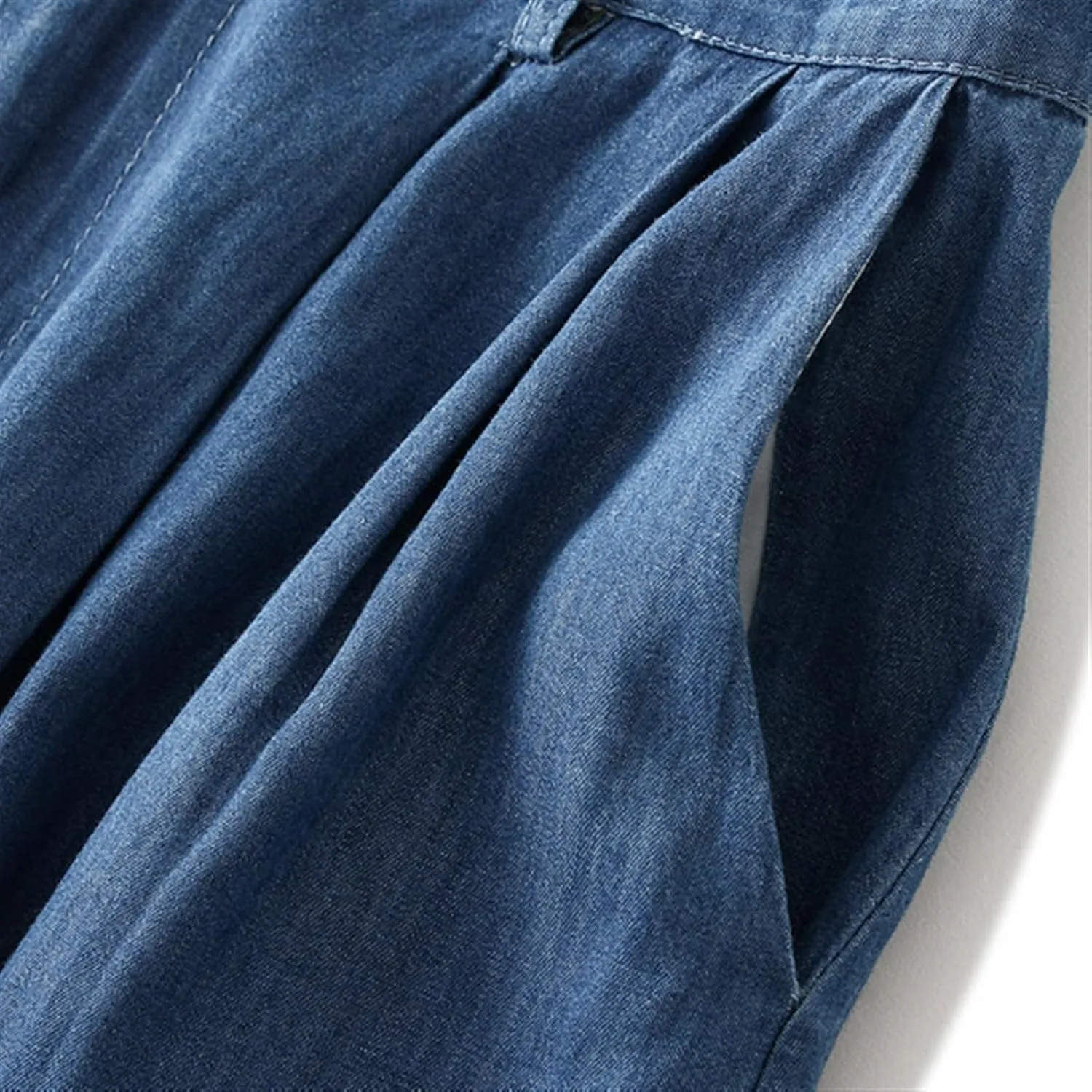 Pleated A-line Midi Skirt Elastic Waist Button Front Casual Flared Long Skirts with Pocket for Women